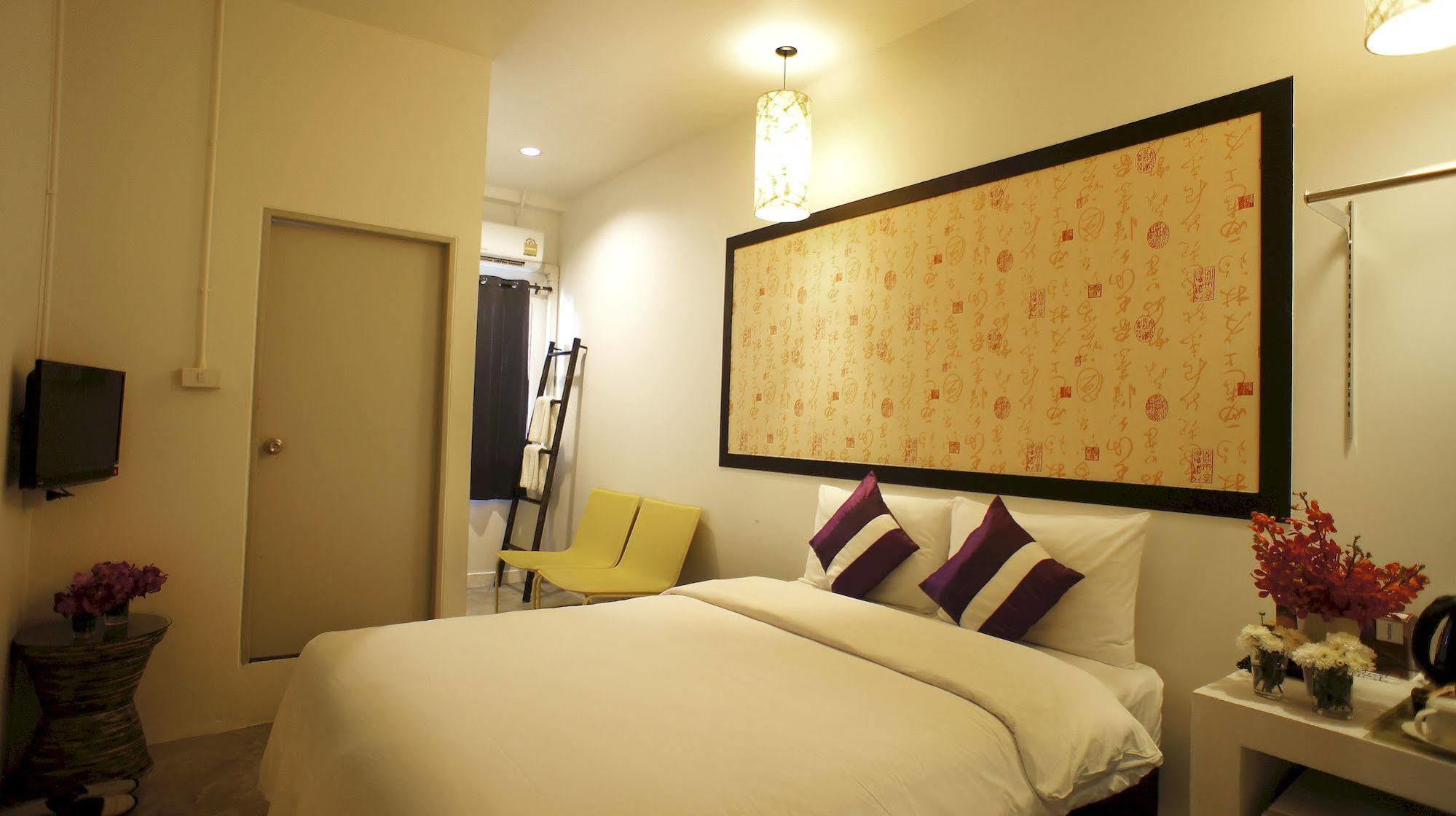Hotel Walking Street Residencia Chiang Mai Exterior foto